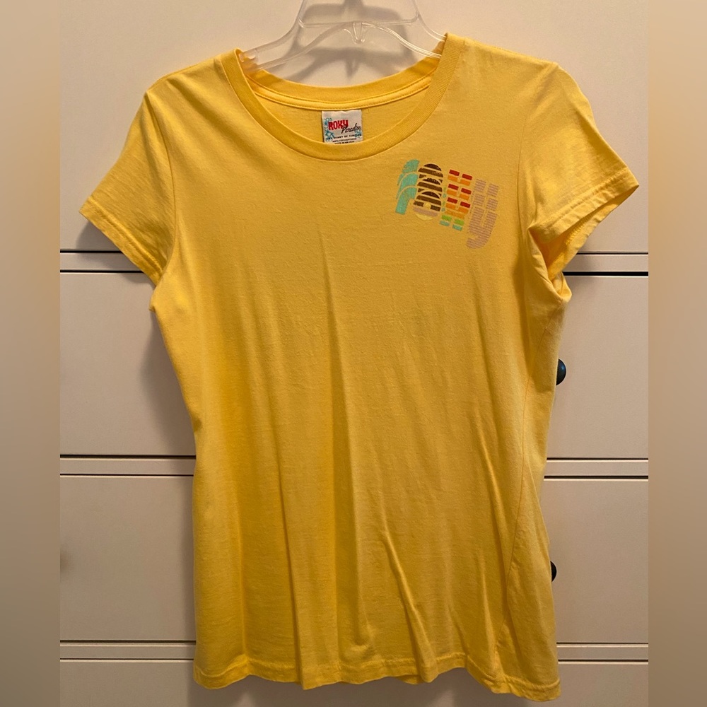 2000s Roxy tee